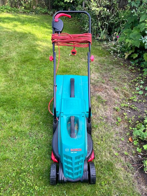 Buy & Sell Burgh Heath Reigate and Banstead - Photos for Bosh Electric Lawnmower ARM 3200
