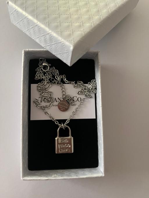 Buy & Sell Hamilton South Lanarkshire - Photos for lovely new boxed necklace