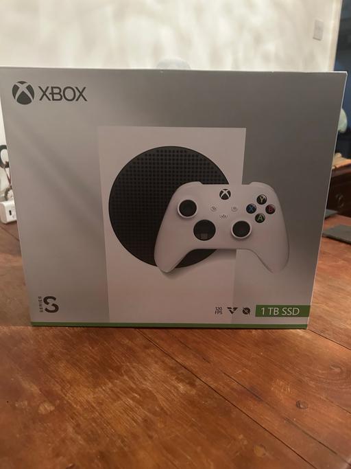 Buy & Sell Shacklewell North London - Photos for Xbox series S 1TB Brand New