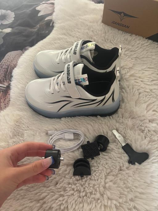 Buy & Sell Harlow Town Centre Harlow - Photos for Heelies