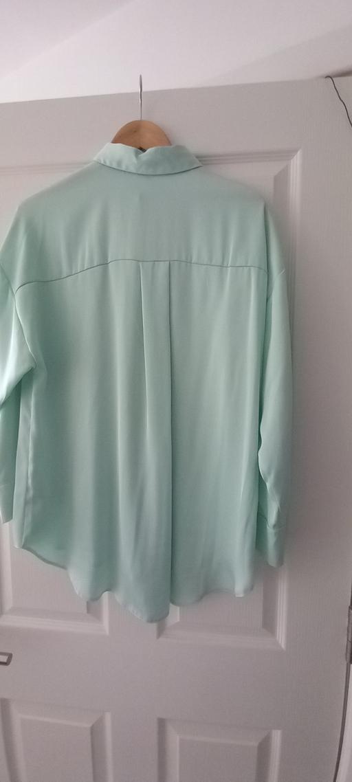 Buy & Sell Firswood Trafford - Photos for shirt