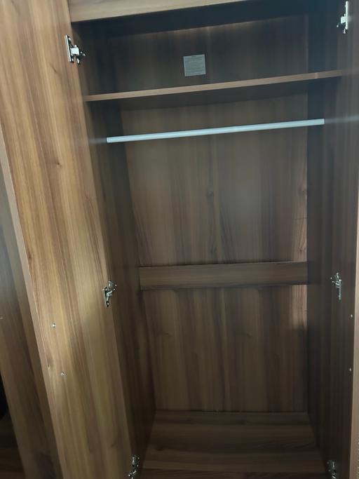 Buy & Sell Premier Business Park Walsall - Photos for 2 single wardrobe 1 chest of drawers
