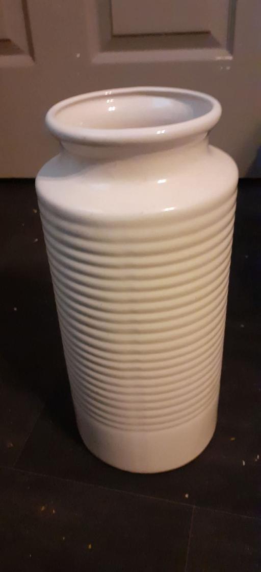 Buy & Sell Acocks Green Birmingham - Photos for white vase