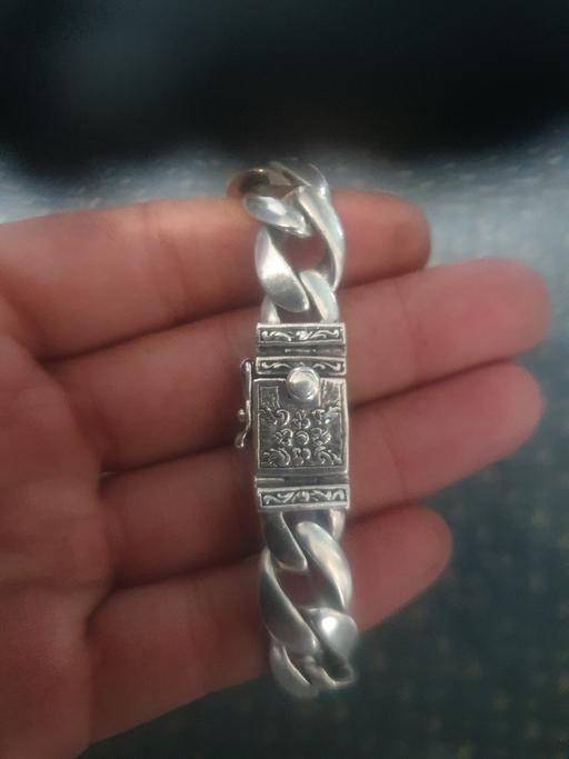 Buy & Sell Aldermans Green Industrial Estate Coventry - Photos for 925 sterling silver braclet