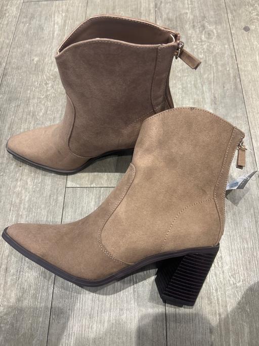 Buy & Sell Bells Mill Dudley - Photos for Ankle boots size 6