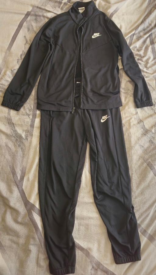Buy & Sell Liverpool Sefton - Photos for Nike tracksuit junior size