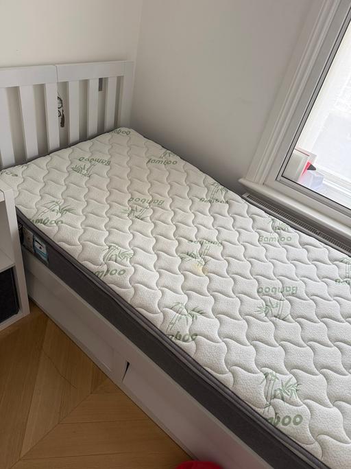 Buy & Sell Lisson Grove North West London - Photos for Single kids bed with mattress
