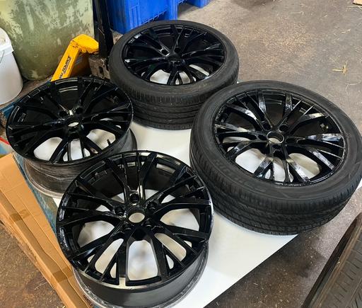Vehicles Frankby Wirral - Photos for VW 18” Alloy Wheels ( up for offers)