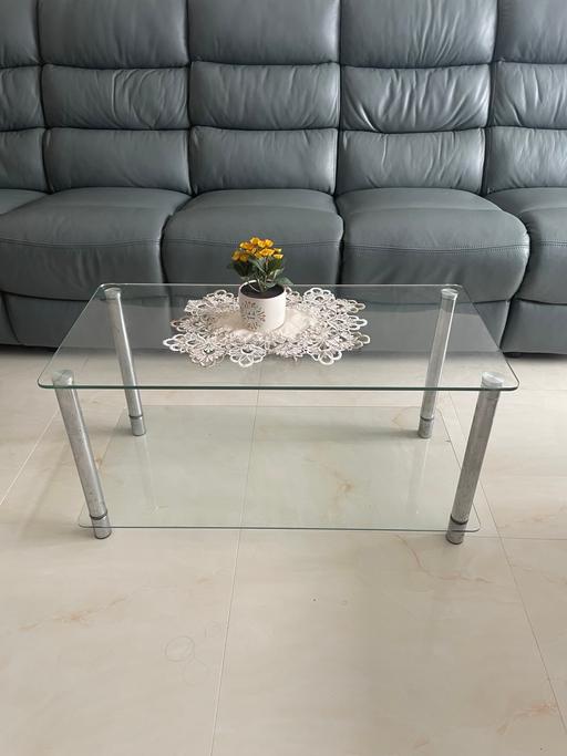 Buy & Sell Barking Barking and Dagenham - Photos for glass table