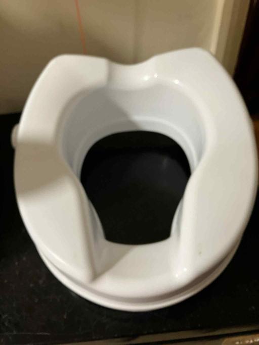 Buy & Sell South Hackney East London - Photos for Linton Plus Raised Toilet Seat
