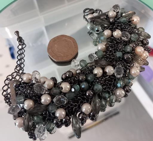 Buy & Sell Thatto Heath Saint Helens - Photos for Faux pearl and crystal cuff bracelet