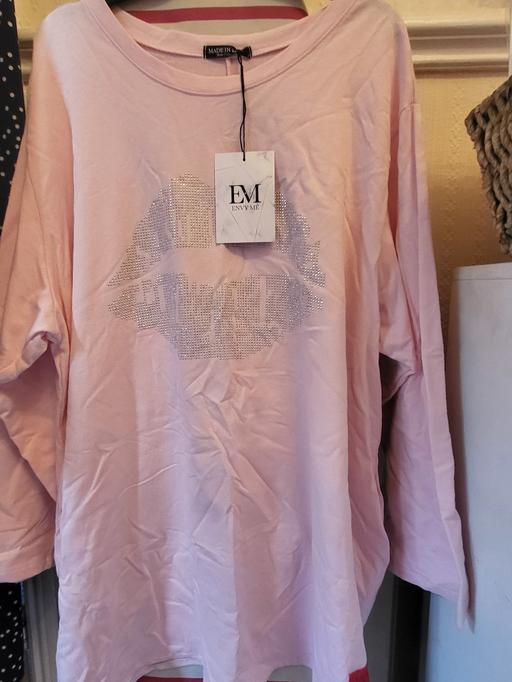 Buy & Sell Worsley Mesnes Wigan - Photos for Womans Lips Top