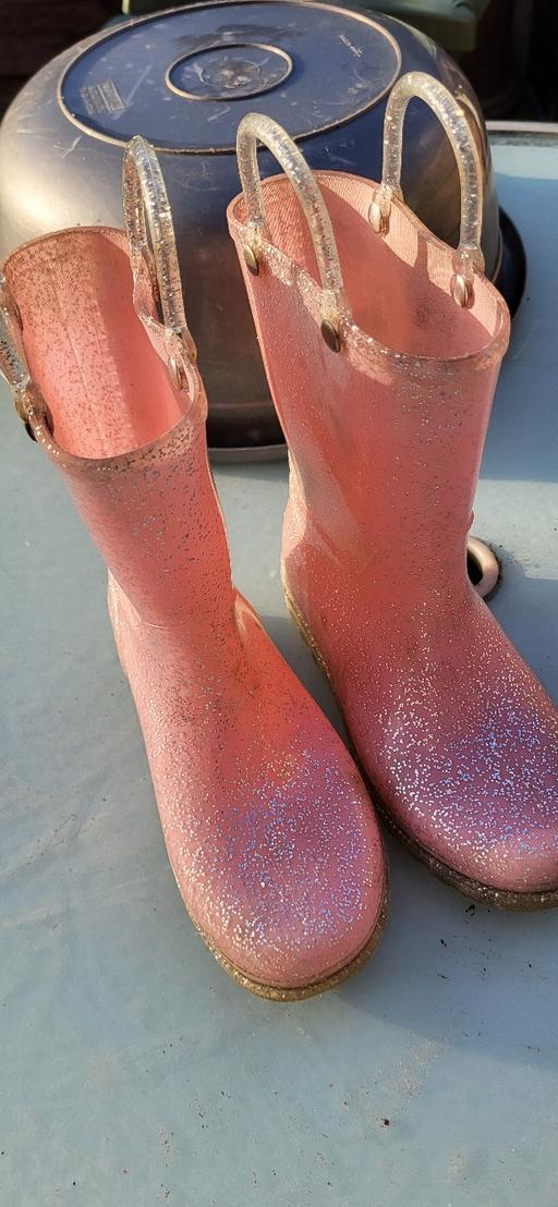 Buy & Sell Radcliffe Bury - Photos for girls wellies size 11