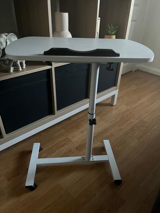 Buy & Sell Kimberworth Rotherham - Photos for Bed table