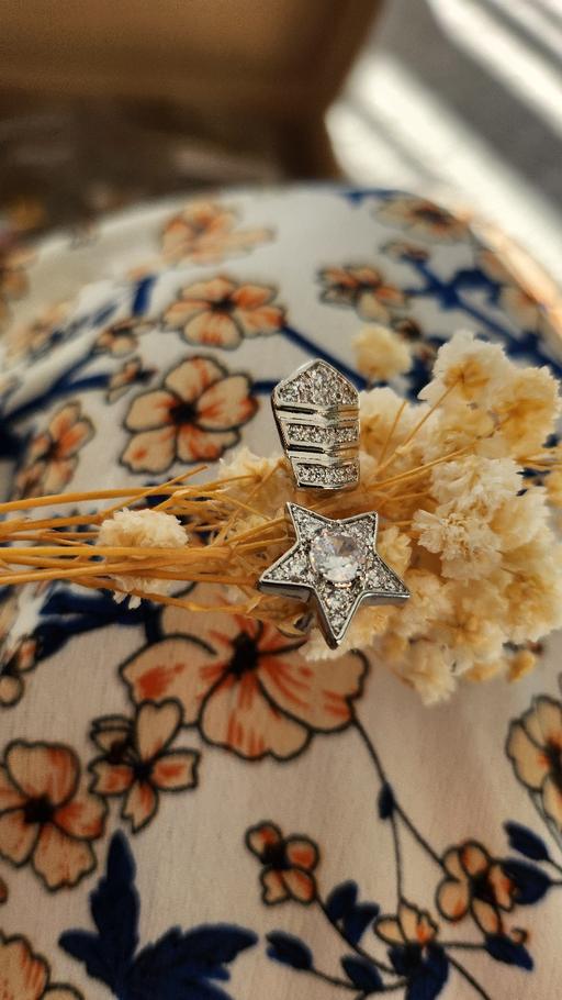 Buy & Sell Humberstone Leicester - Photos for Ring