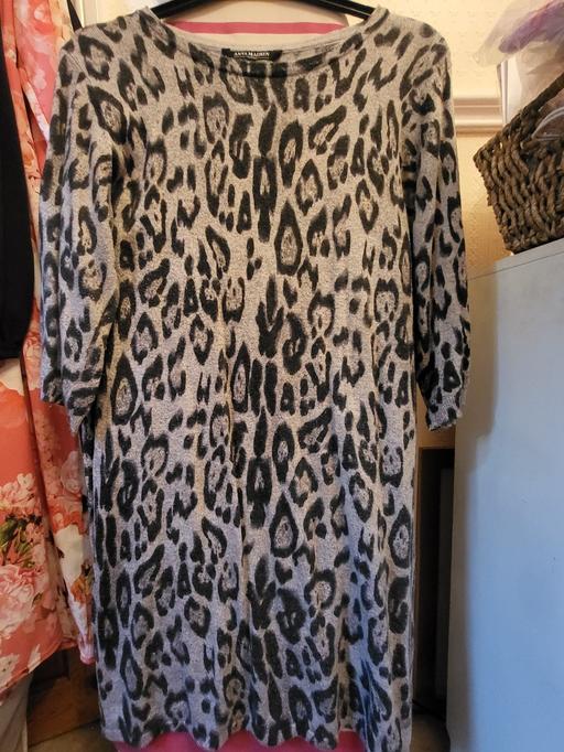 Buy & Sell Goose Green Wigan - Photos for Leopard Jumper