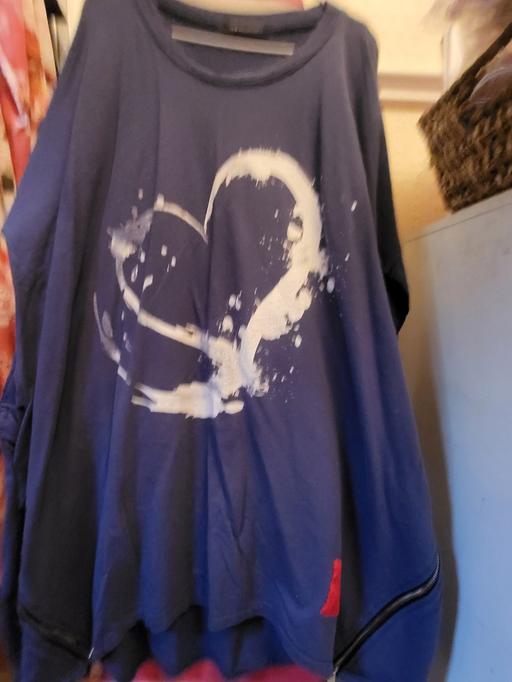 Buy & Sell Worsley Mesnes Wigan - Photos for Womans top