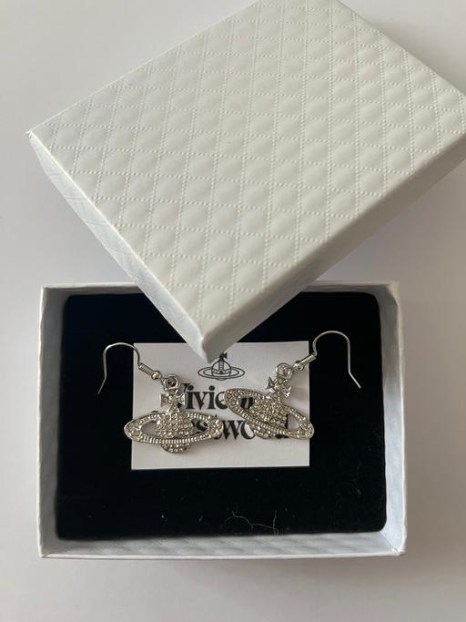 Buy & Sell Hamilton South Lanarkshire - Photos for Lovely boxed new earings