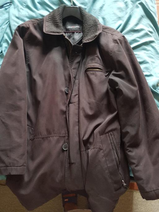 Buy & Sell Stockwell South West London - Photos for Men's Biege Raincoat
