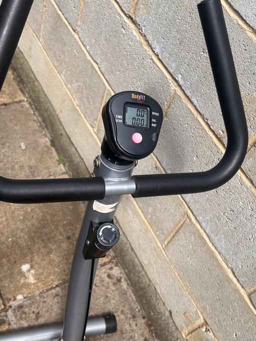 Buy & Sell Harrow Town Centre Harrow - Photos for Exercise bike