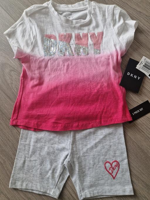 Buy & Sell Prescot Knowsley - Photos for New Girls DKNY 2 Piece Set
