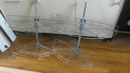 Buy & Sell Ravenscourt Park Station Hammersmith and Fulham - Photos for Rotating corner shelf x 2