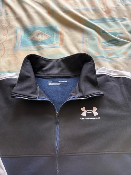 Buy & Sell Bilston Wolverhampton - Photos for Boys Under Armour Tracksuit Size YXL VGC
