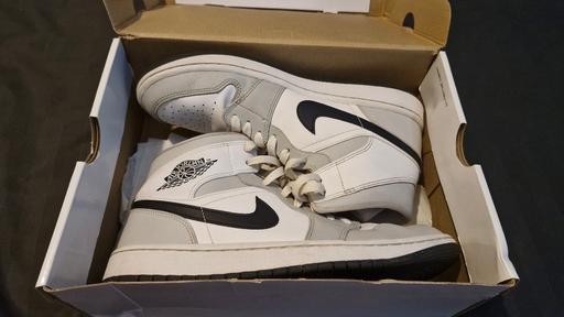 Buy & Sell Seasalter Canterbury - Photos for NIKE AIR JORDAN HIGH TOP SIZE 8