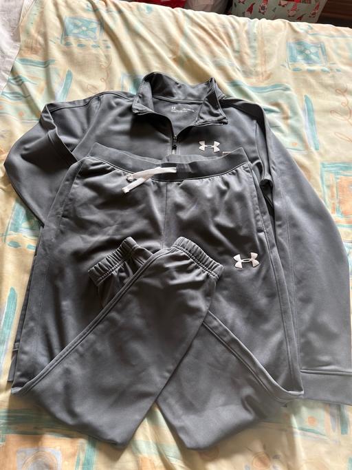Buy & Sell Bradley Wolverhampton - Photos for Under Armour Boys Tracksuit Size YXL. VGC