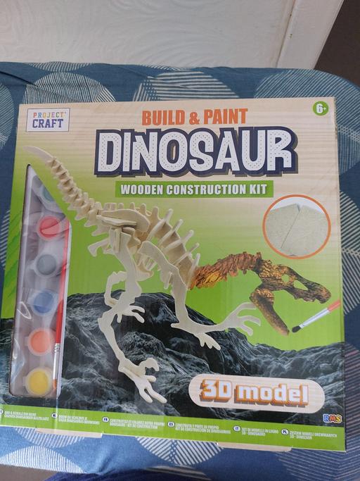 Buy & Sell Heath Town Wolverhampton - Photos for build and paint dinosaur