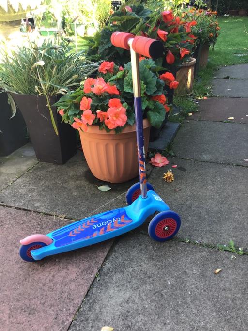 Buy & Sell Essington Wolverhampton - Photos for Scooter