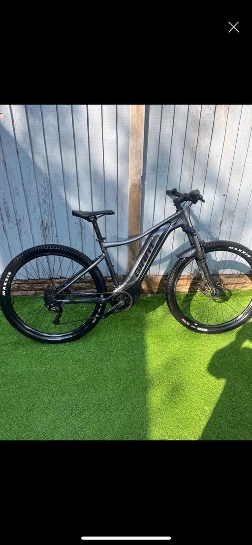 Buy & Sell Fairfield Liverpool - Photos for GIANT TALON E+ MEDIUM FRAME
