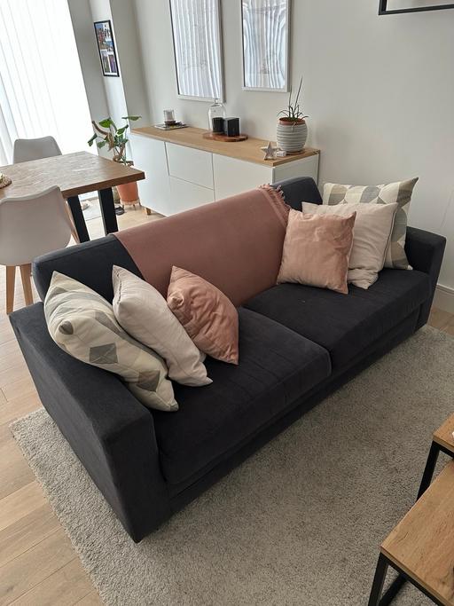 Buy & Sell Barnes South West London - Photos for Double seaters sofa
