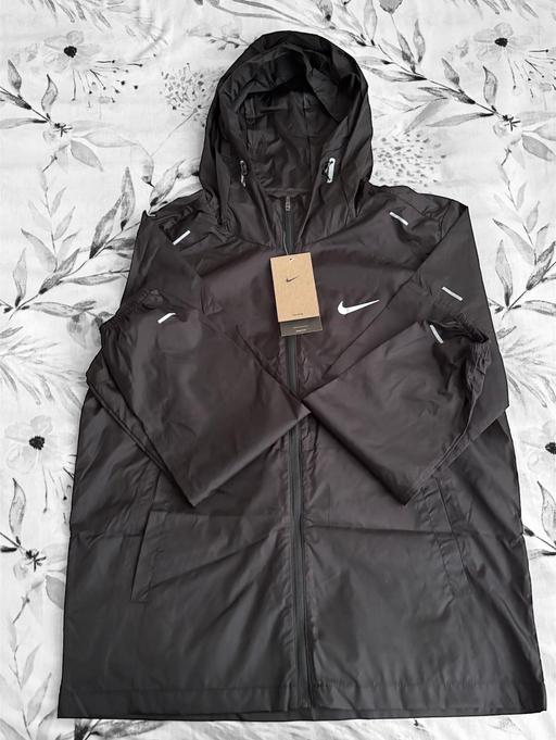 Buy & Sell Pendeford Wolverhampton - Photos for DRY-FIT Nike Black Lightweight Hooded Jacket