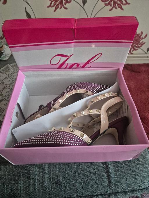 Buy & Sell Cotgrave Rushcliffe - Photos for Jol purple satin diamanté shoes