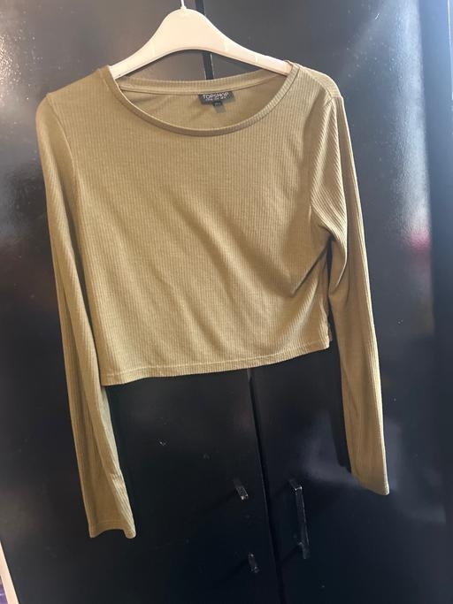 Buy & Sell Hulme Manchester - Photos for Green long sleeve crop top