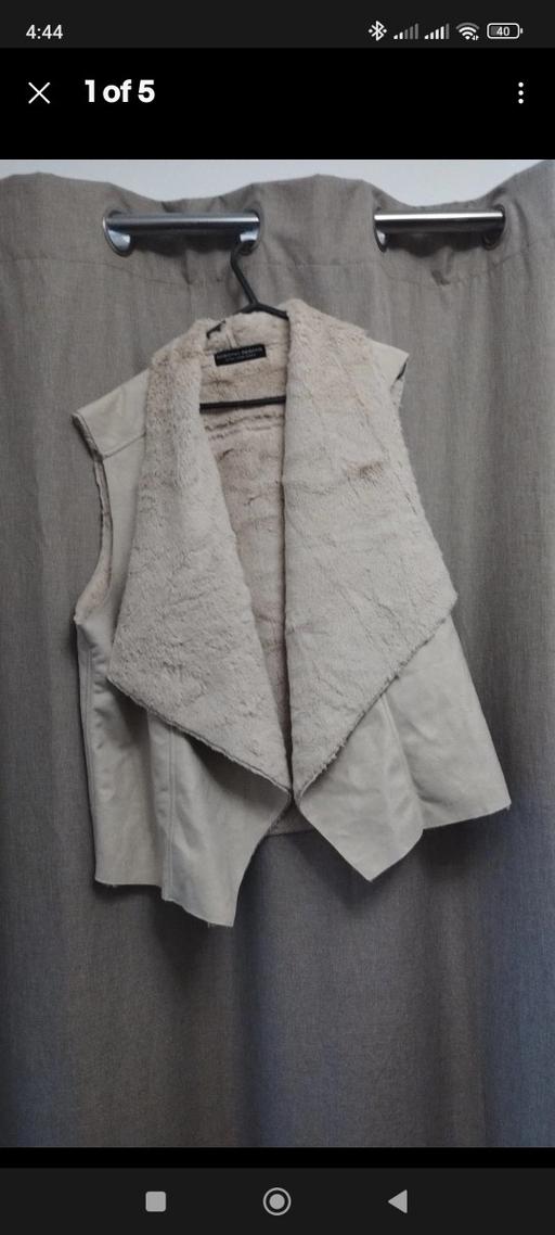 Buy & Sell Redbridge East London - Photos for Dorothy Perkins Ladies Faux Fur Vest XL