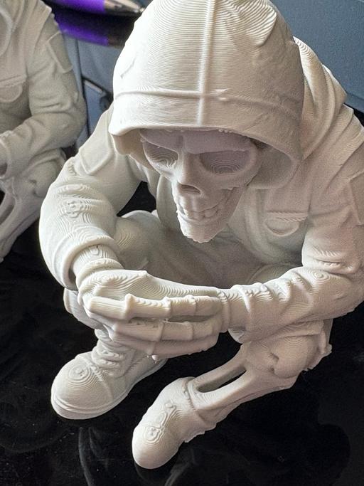 Buy & Sell Worksop Bassetlaw - Photos for Skeleton in a hoodie