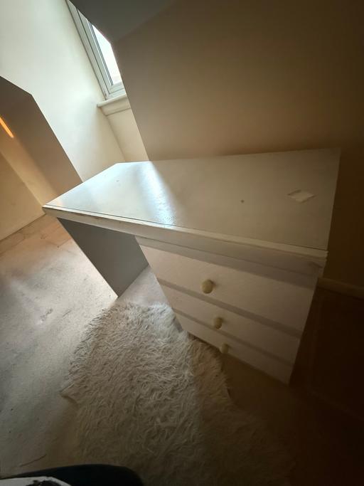 Buy & Sell Ashton-Under-Lyne Tameside - Photos for Three drawer desk
