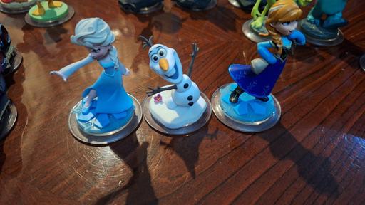 Buy & Sell West Bromwich Sandwell - Photos for Disney Frozen Infinity figures