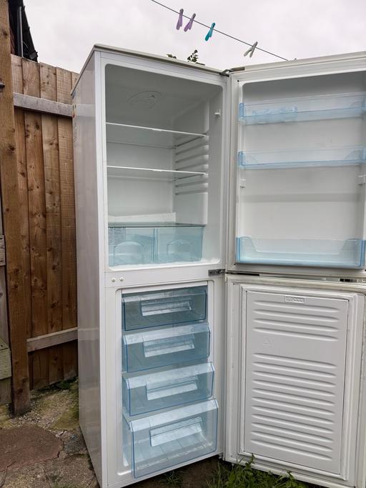 Buy & Sell Droylsden Tameside - Photos for Logik Larder Fridge Freezer - White