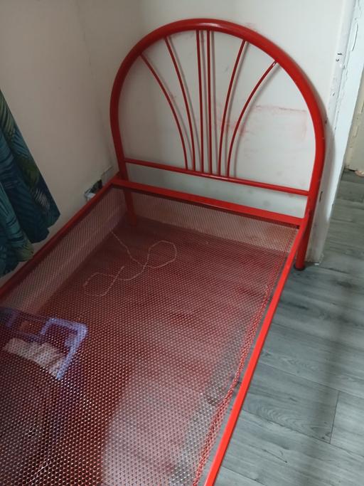 Buy & Sell Burnham Trading Park Burnley - Photos for single bed frame