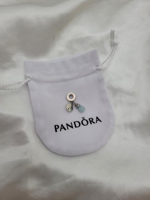 Buy & Sell Healey Rochdale - Photos for Pandora. Glow In The Dark Light Bulb Charm