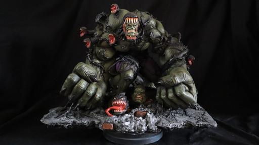 Buy & Sell Cofton Hackett Bromsgrove - Photos for Venomized Hulk Display Model 38cm Tall