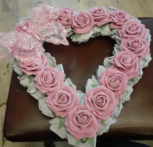 Buy & Sell Higher Tranmere Wirral - Photos for Rose love heart wreath