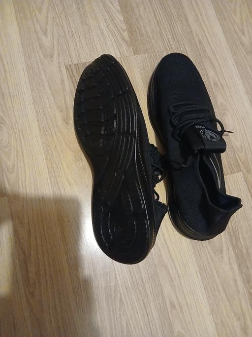 Buy & Sell Reddish Stockport - Photos for Mens Size 11 Trainers Brand NEW Sporty