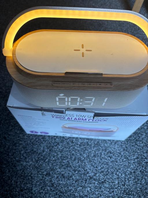 Buy & Sell Hasland Chesterfield - Photos for Wireless speaker alarm clock