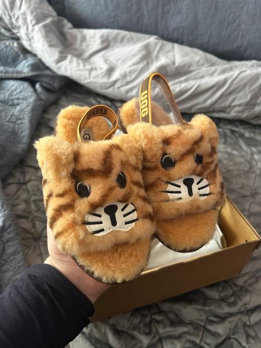 Buy & Sell Kings Heath Birmingham - Photos for BRAND NEW toddler UGG slides