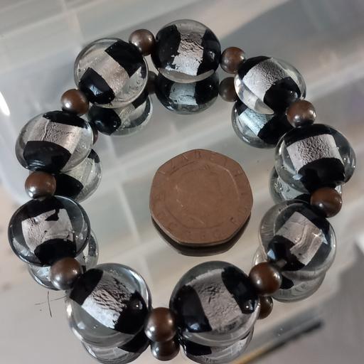 Buy & Sell Thatto Heath Saint Helens - Photos for Heavy black and silver glass bracelet