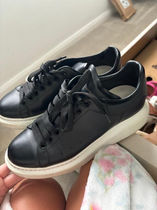 Buy & Sell Harwood Bolton - Photos for Size 5 Alexander mcqueens